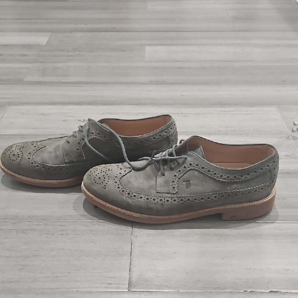 Tod's Men's Size 9 Gray Brogue Shoes
